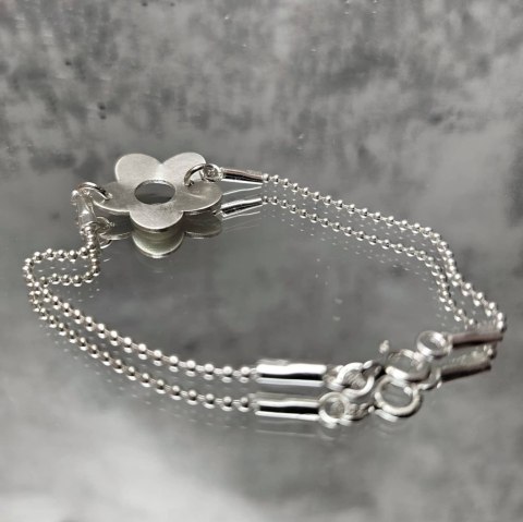 Bransoletka srebrna z kwiatem niezapominajką