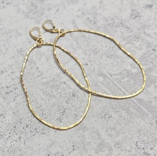 Duże Fale pozłacane kolczyki o nieregularnym kształcie