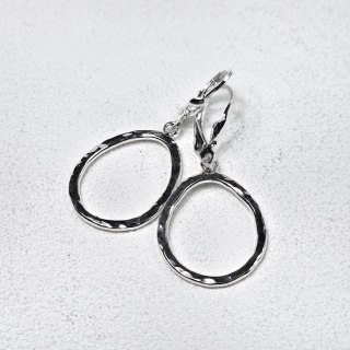 Kolczyki Fale Małe srebrne nieregularne wiszące na biglu