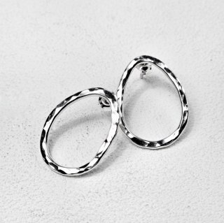 Kolczyki Fale Małe sztyfty srebrne organiczne nieregularne