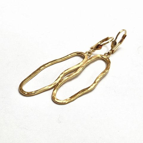 Kolczyki Fale małe slim pozłacane, nieregularne, organiczne na biglu