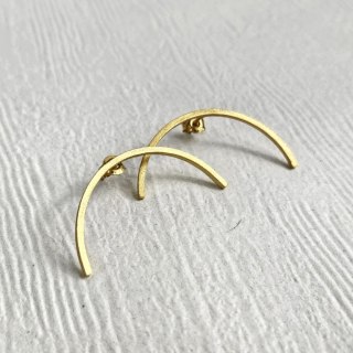 Kolczyki Półkola nowoczesne designerskie pozłacane matowe