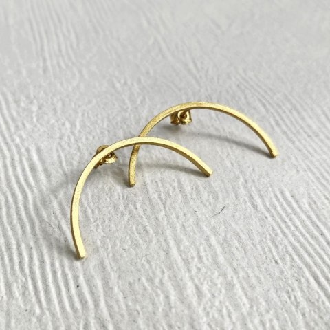 Kolczyki Półkola nowoczesne designerskie pozłacane matowe