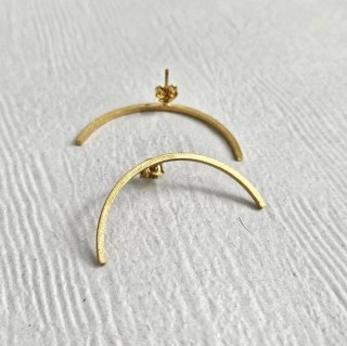 Kolczyki Półkola nowoczesne designerskie pozłacane matowe