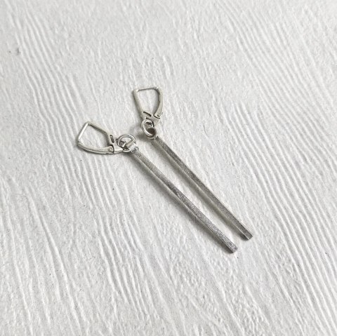 Kolczyki długie Patyczki srebrne