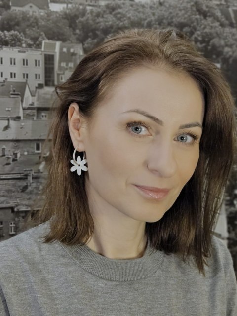 Kolczyki kwiatki srebrne Stokrotki