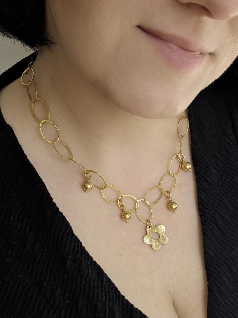 Naszyjnik pozłacany z niezapominajką z kolekcji OGRODY