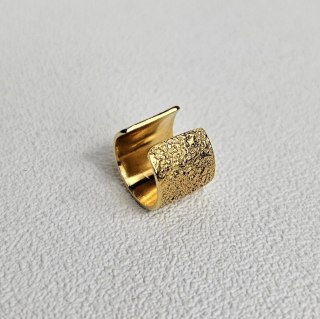 Nausznica MAXI srebrna szeroka pozłacana z kolekcji KORA