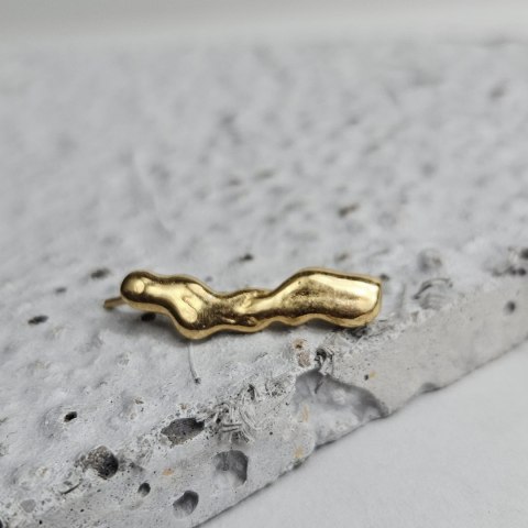 Nausznica długa pozłacana kolczyk wsuwka SMUGI