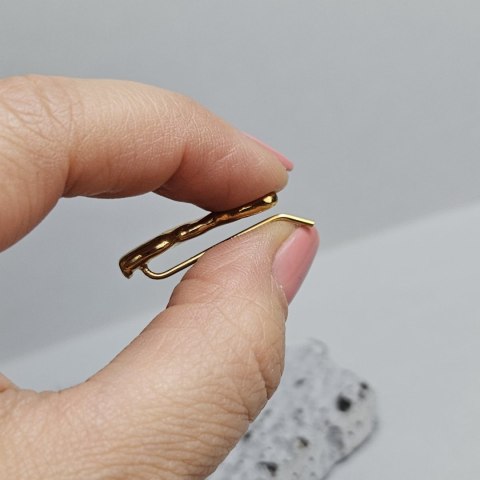 Nausznica długa pozłacana kolczyk wsuwka SMUGI