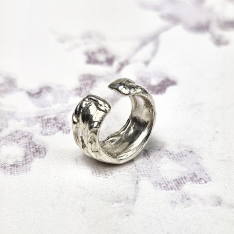 Nausznica srebrna kolczyk Volcano