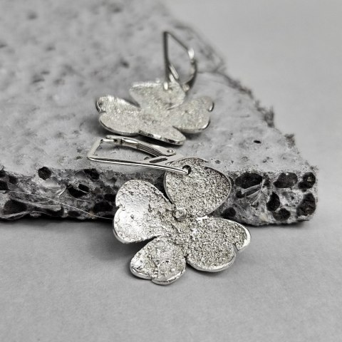 Srebrne wiszące kolczyki Koniczynki