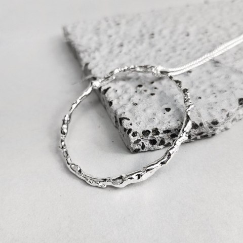 Wisior duże nieregularne organiczne koło VOLCANO