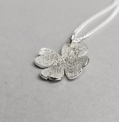 Wisior srebrna czterolistna koniczynka