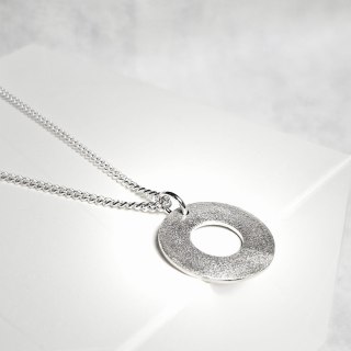 Wisior srebrny z kółkiem